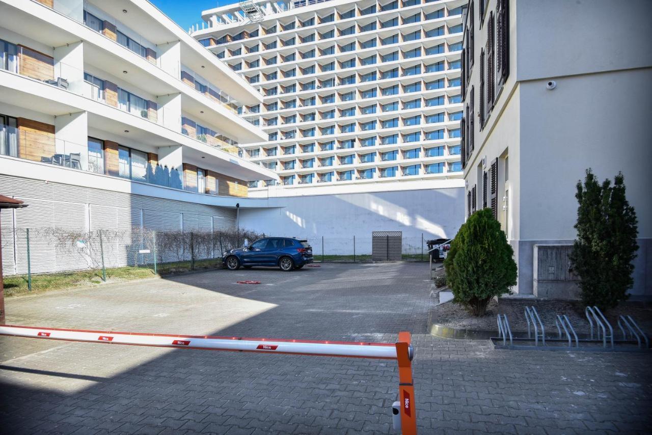 Apartamenty Promenada Z Tarasem I Parkingiem - Apartamenty Na Wyspie Svinoústí Exteriér fotografie