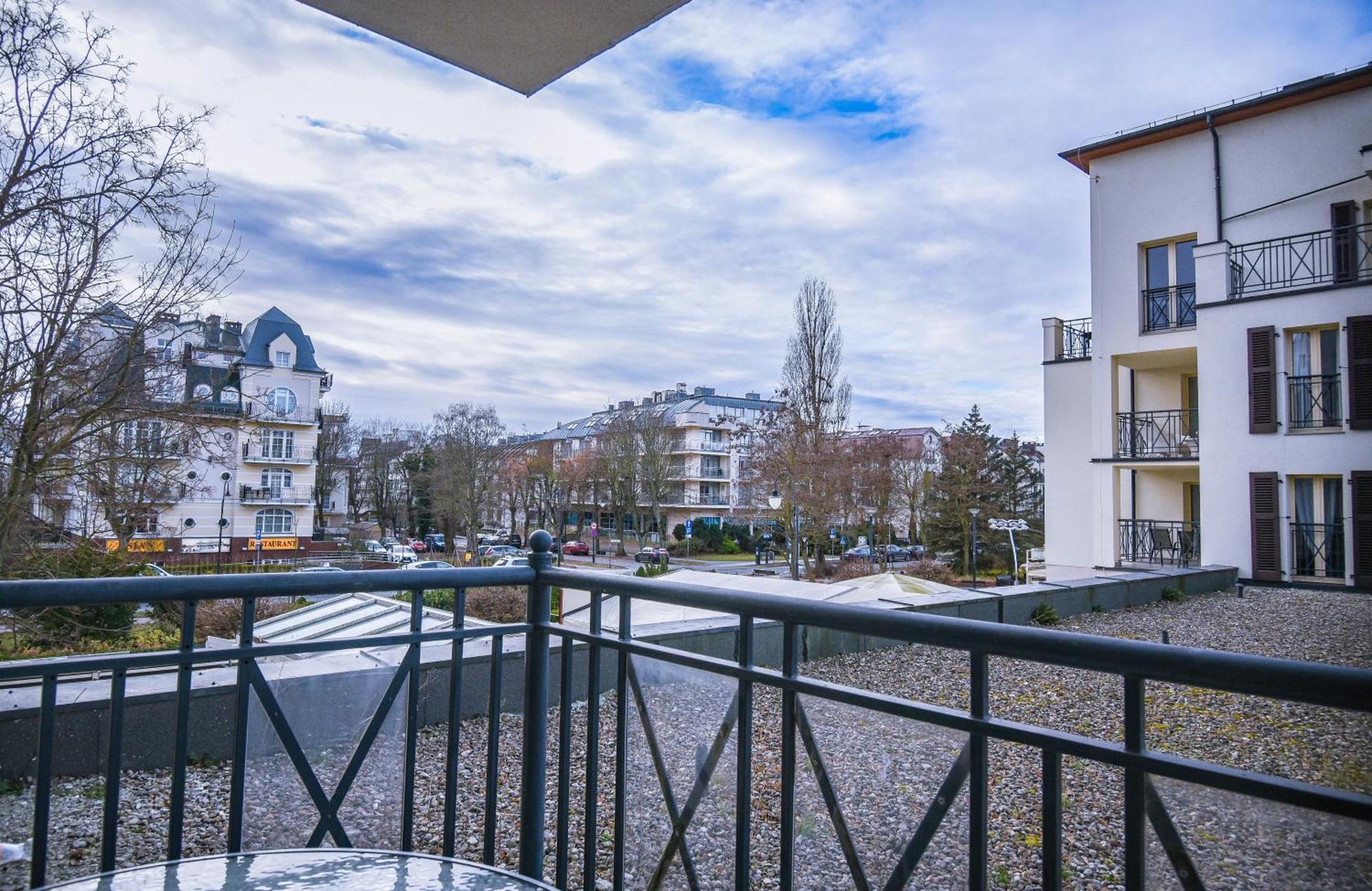 Apartamenty Promenada Z Tarasem I Parkingiem - Apartamenty Na Wyspie Svinoústí Exteriér fotografie