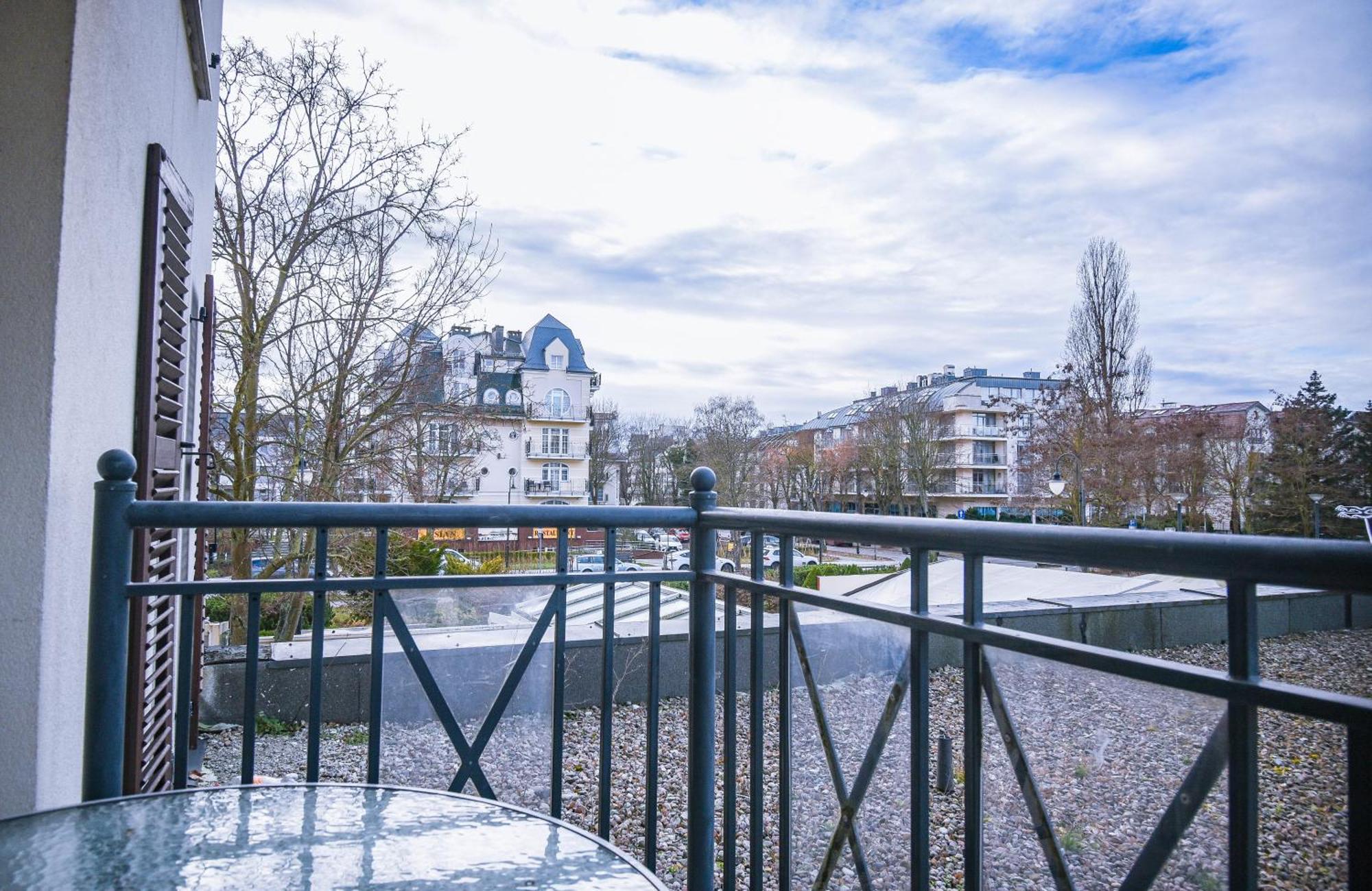 Apartamenty Promenada Z Tarasem I Parkingiem - Apartamenty Na Wyspie Svinoústí Exteriér fotografie